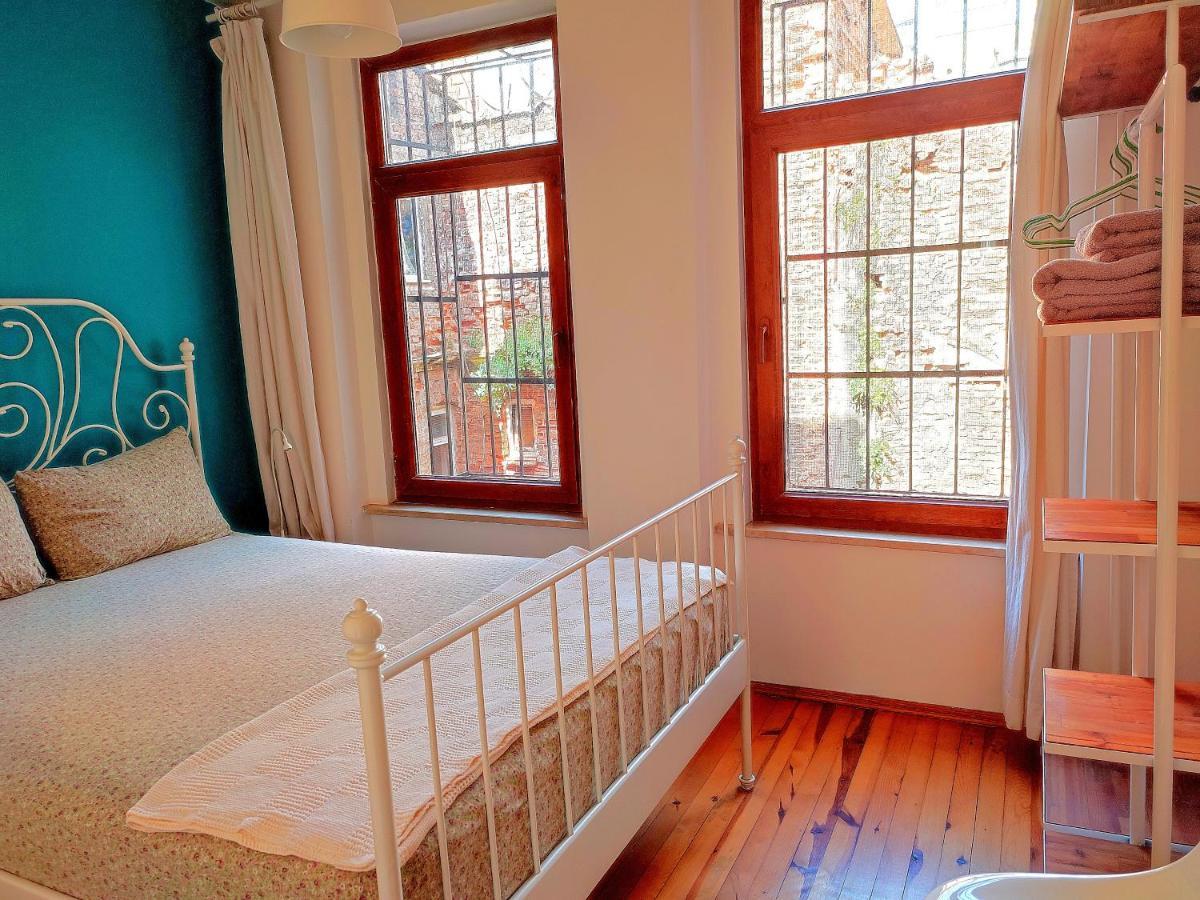 Kunterbunt Istanbul Apartment Exterior photo